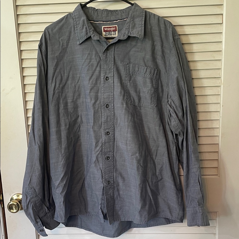 Wrangler Men's Charcoal Button-Down Shirt